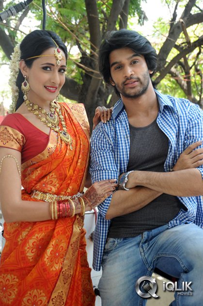 Mirchi-Lanti-Kurradu-Movie-On-The-Sets